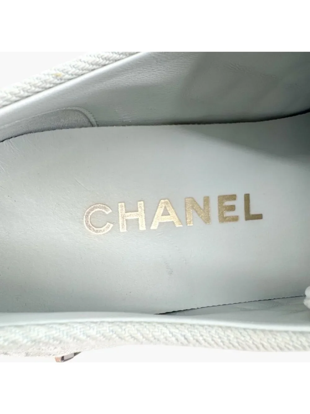 Chanel Quilted Low Top Denim Sneakers Size 39 US 8-8.5 Blue Gray Canvas CC